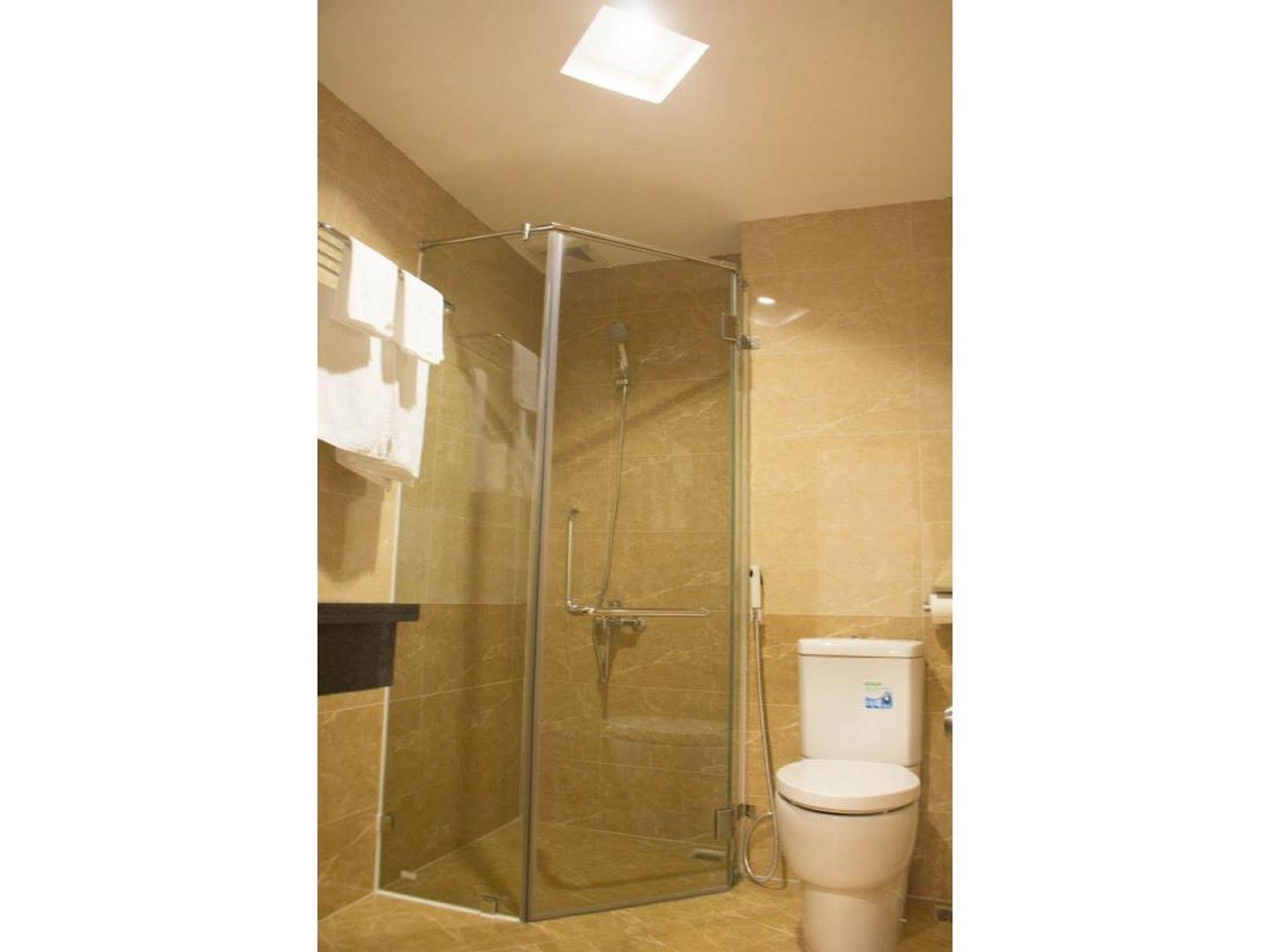 Reddoorz Plus New Sun Hotel 胡志明市 外观 照片